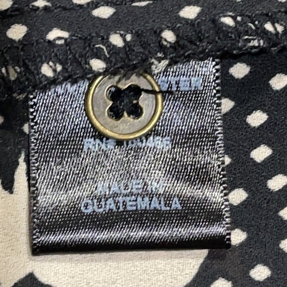 Mix by 41 Hawthorn Pineapple Print Top - EUC - Picture 6 of 6